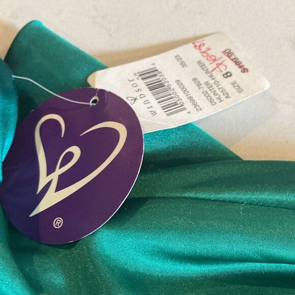 Betsy & Adam Green Umbrae Iridescent Satin Babydoll Maxi Gown Adjustable Straps - Picture 8 of 10